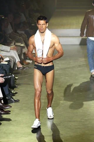 Look 15
